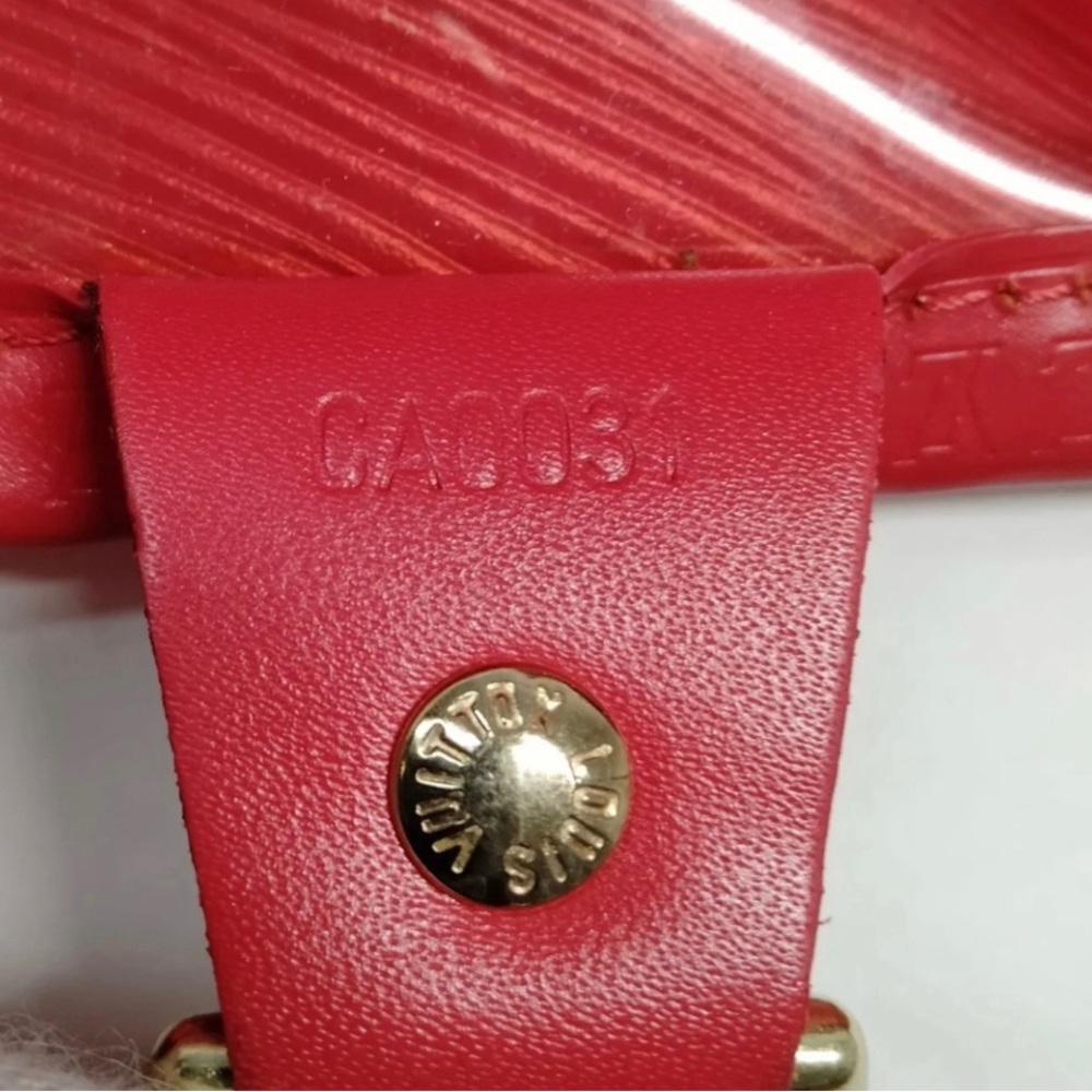 Louis Vuitton Red Epi Plage Lagoon Bay With Pouch Beach Tote - Picture 9 of 11